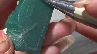 Challenge to use jade carving to make a little sister's bamboo bite