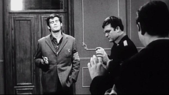 На всеки километър (1969) - филм 1 - епизод 5 - Насрещни влакове
