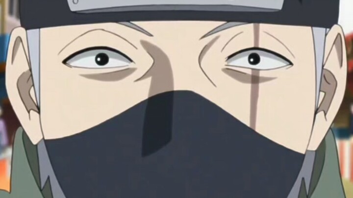 How come Kakashi doesn't look any older?