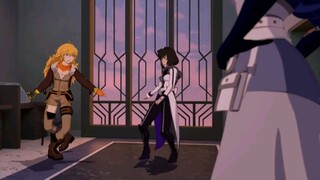 RWBY - Yang showing off her moves to Blake