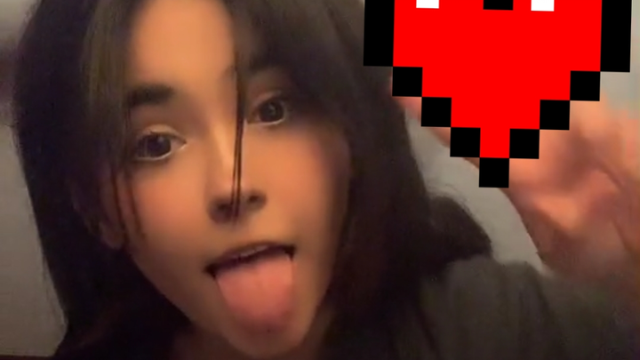 シ