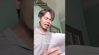 Hồi nhỏ học bài kiểu