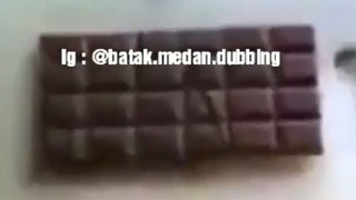 Trik makan cokelat tanpa ketahuan