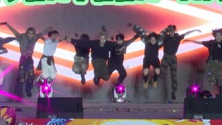 A HIT dance for the freshmen at the welcome party | A powerful all-male cover dance | It's so tiring