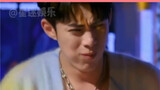 I love watching Wang Hedi give Hedi more sour food, hahaha~ Feng Xi: Why don’t you monkey eat kiwi f
