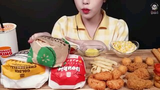 Boki mukbang Burger King