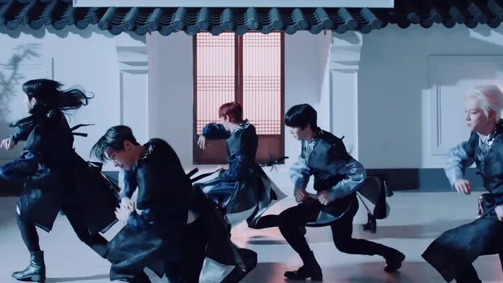 ONEUS-LUNA