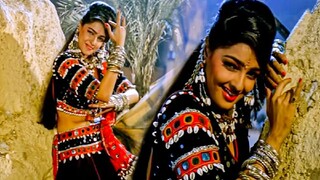 Laamba Laamba Ghunghat Kaahe Ku Dala | Ila Arun, Alka Yagnik | Mamta Kulkarni | Hindi Song