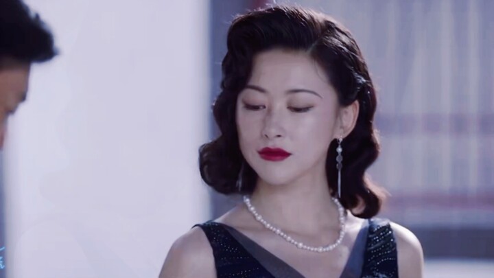 Cả vóc dáng lẫn thần thái của cô ấy đều tuyệt đỉnh. Trong suy nghĩ của tôi, một vẻ đẹp tuyệt vời phả