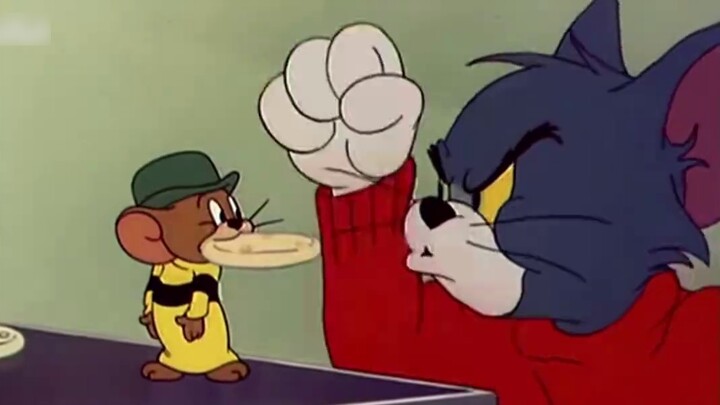 ดูนารูโตะจอมคาถาและ Tom and Jerry เงียบ ๆ