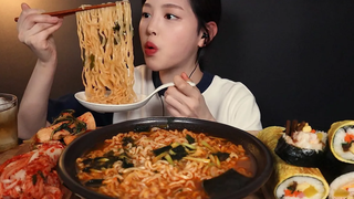 SUB)3 🍜 spicy ramyeon gimbap mukbang ASMR