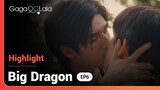 I am SCREAMING cuz of this kiss in the public in Thai BL "Big Dragon"!