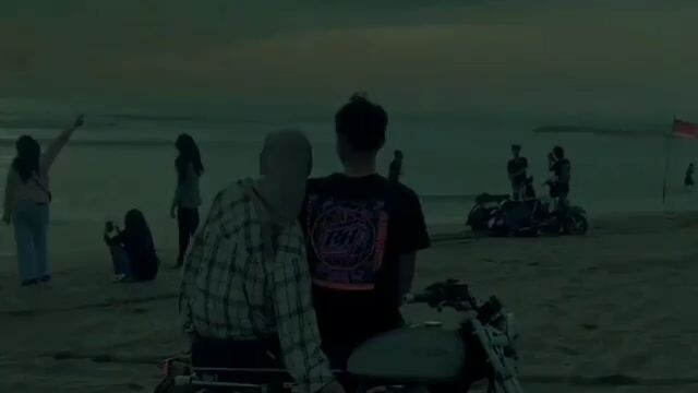 cukup hanya dia
