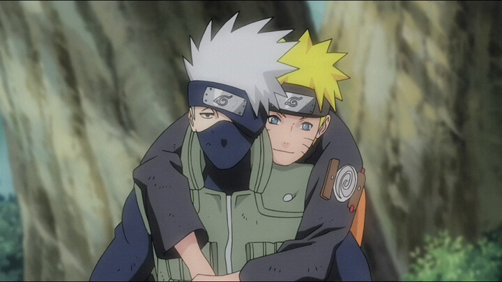 Sau khi Kakashi sống lại, anh lập tức đi tìm Naruto#Naruto