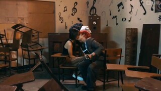 Yuri and jay-jay kiss