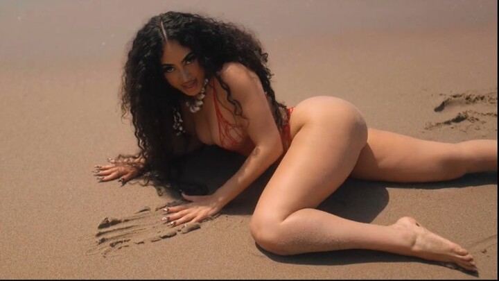 Tee - _Acai_ (Official Music Video) Tee_Music_Video