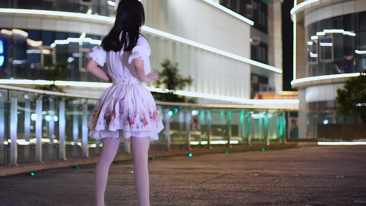 [Cover Dance] สาวน้อยถุงน่องขาว เต้นน่ารักเหนือใคร-"kimi no kanojo" มาดูกันนะ