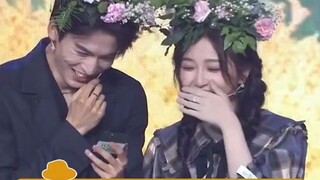Isyarat gila Yu Shuxin saat siaran langsung #nyanyian Zhang Linghe membuatnya tertawa setengah mati 