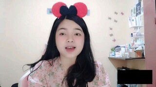 Halo semua, aku elsa, jangan lupa follow aku biar kita bisa seru-seruan bareng🥰