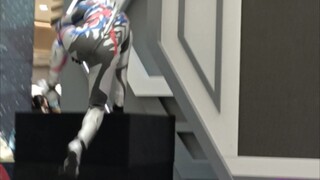 Climb, climb up?! (1.1 Ultraman Blaze at Shanghai Soul Exhibition)