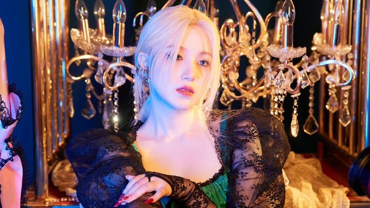 เปรียบเทียบระหว่าง Ye Shuhua latata ตอนที่เขาเดบิวต์ครั้งแรกกับตอนนี้