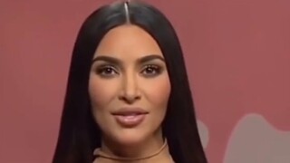 Adegan perkenalan diri klasik Kardashian