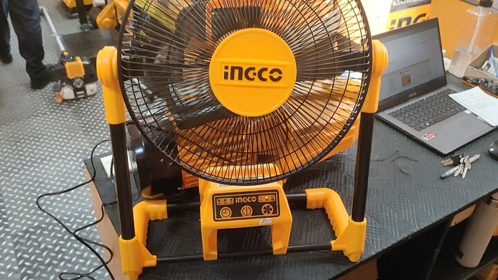 12" Ingco Emergency Desk Fan