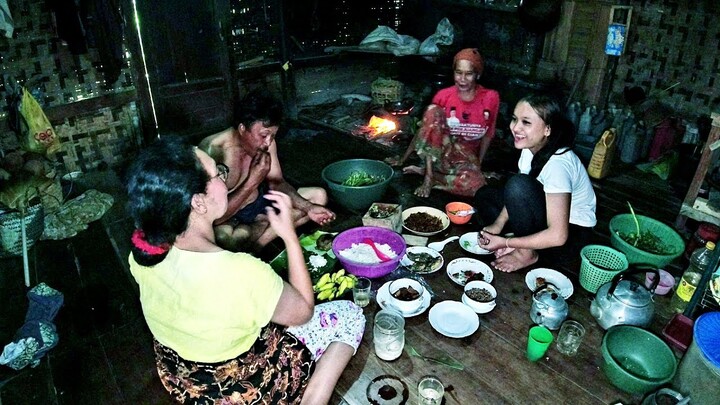 VLOG PEDESAAN 🏡 MASAK DI DESA, MAKAN BERSAMA DI RUMAH NENEK DI KAMPUNG CIANJUR SELATAN