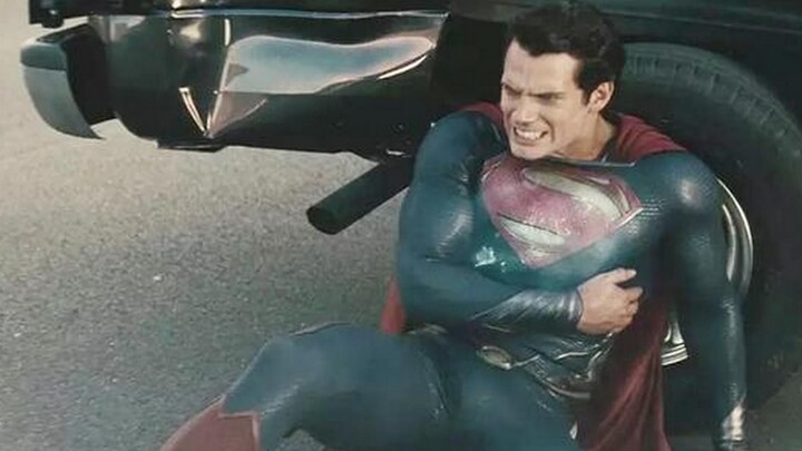 He may be the only Chinese who can knock "Superman" to the ground! His Kung Fu is amazing!