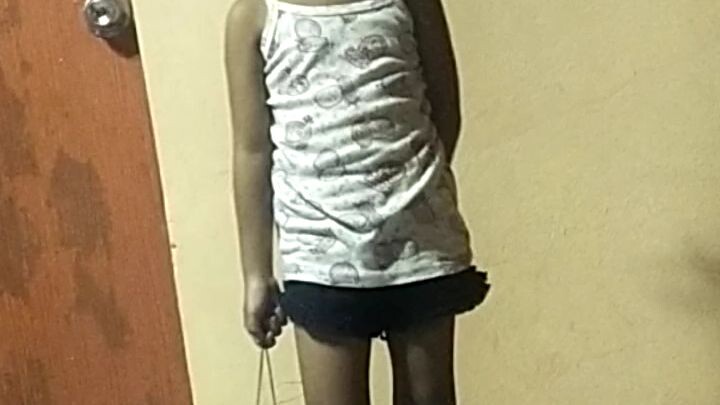 lato-lato girl
