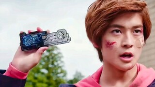 Các dạng Kamen Rider xuất hiện không có bao da và có hiệu ứng đặc biệt CG