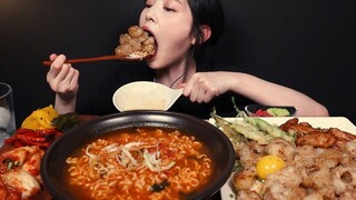 SUB) ! Ramyeon & Daechang Mukbang Asmr