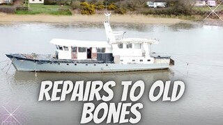 This Old Boat Is VERY Rotten! Episode 114 #boatrestoration