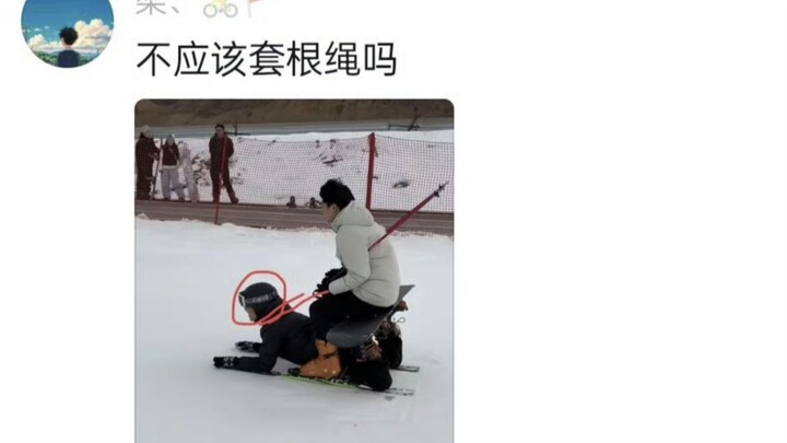 笑死…怎么有人cos圣诞老人的麋鹿啊，小男孩滑到底变成小女孩了，原来银魂是写实动画
