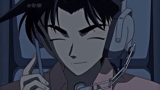 Heiji: Kudo này có vẻ kì lạ