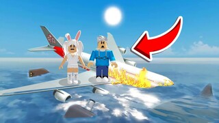 Aku & @AKUDAP Terjatuh Dari Pesawat Dan Terjebak Di Pulau Penuh Monster Di Roblox!