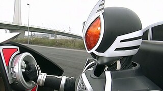 Kamen Rider 555 memang yang terbaik dari Henokh, bahkan Delta Belt pun bisa tampil dengan baik