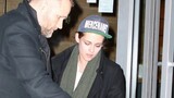 [Kristen Stewart] K himself is not only stylish, but the bodyguard uncle is also very handsome. Is i