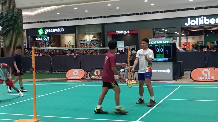 chill and watch badminton ❤️