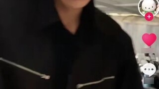 Tuan Xie, yang nama belakangnya adalah Xie dan nama aslinya adalah Wei dan nama kehormatannya adalah