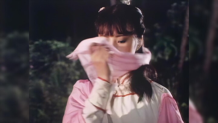 Oh my god! She not only fights beautifully, but she also looks beautiful