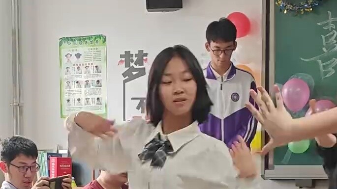 【love me like this】New Year's Day Party ~ Nankai Middle School Wu Haiyuan was instantly