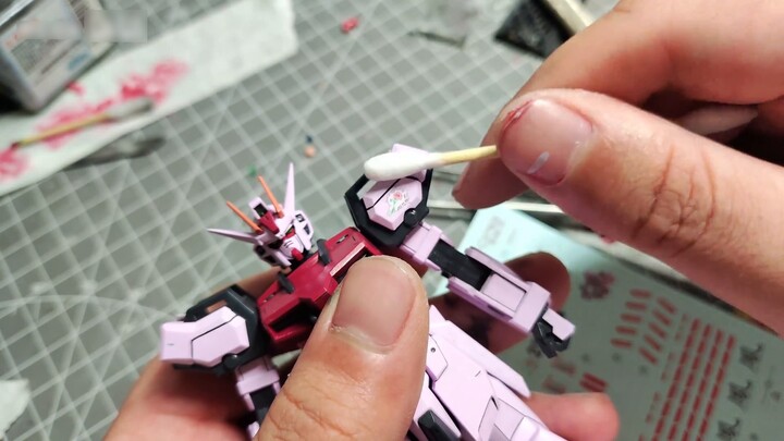 Ini mungkin Bandai EG Phoenix Strike Gundam pertama di Bilibili - modifikasi cat semprot berbahan da