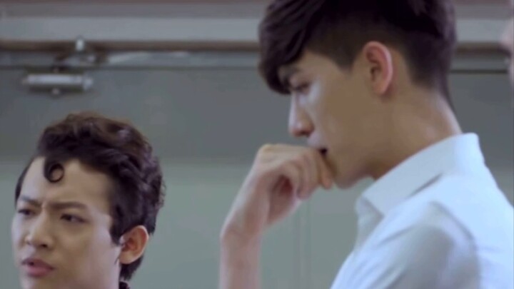 【Trương Uyển Nghi】Vẫn là anh sao? Anh ấy thực sự là một diễn viên tài năng hahaha