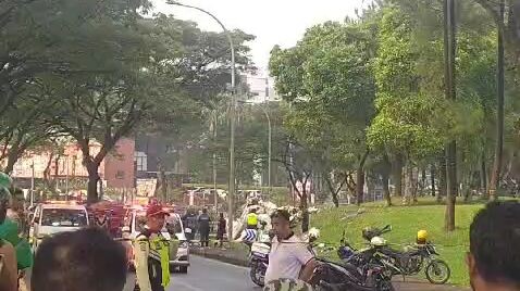 pesawat jatuh di BSD