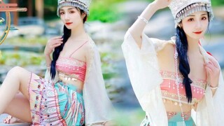 I heard that the youngest daughters of the Miao ethnic group dance the sweetest!