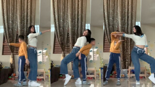 The middle version of the living room bank sister and brother tacitly cover dance Xuanmei you can't 