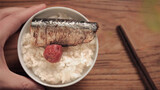 Ikan Sauri Rebus dengan Buah Plum, Serasa Musim Semi yang Sederhana.