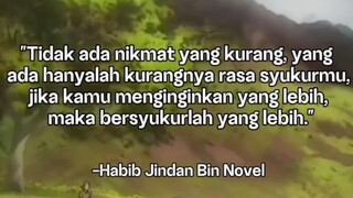 "barang sekecil apapun kalau disyukuri akan terasa cukup. ketimbang banyak tapi selalu merasa kurang