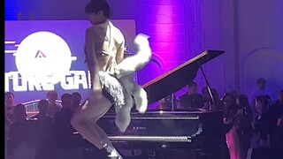 街舞男孩的一年｜“少年自有玫瑰与光”
